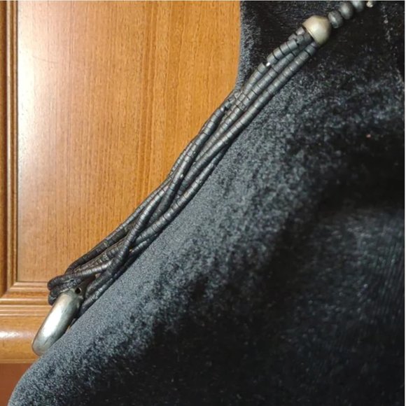 Vintage handmade beaded with silver necklace - Picture 7 of 15